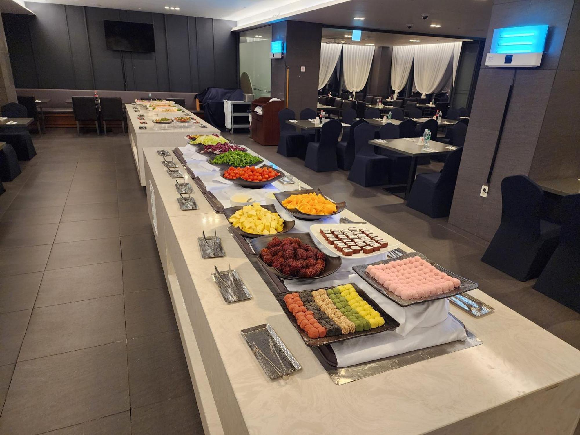 Hotel Ramada By Wyndham Jeju Hamdeok Extérieur photo